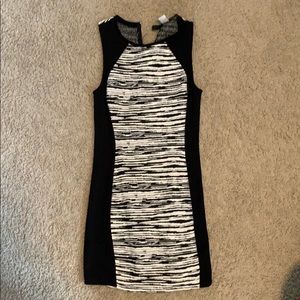 DIVIDED black and white striped body on dress